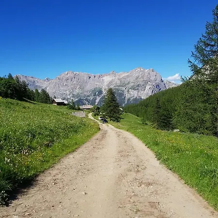 Val Gardena 1 *